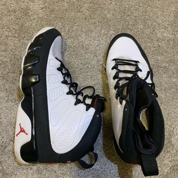 Air Jordan 9 Retro “Space Jam” - Picture 2 of 7